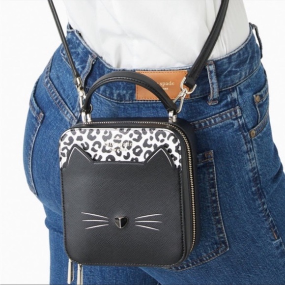 Kate Spade Cat crossbody Purse. Perfect condition, used once or twice. - Picture 2 of 14